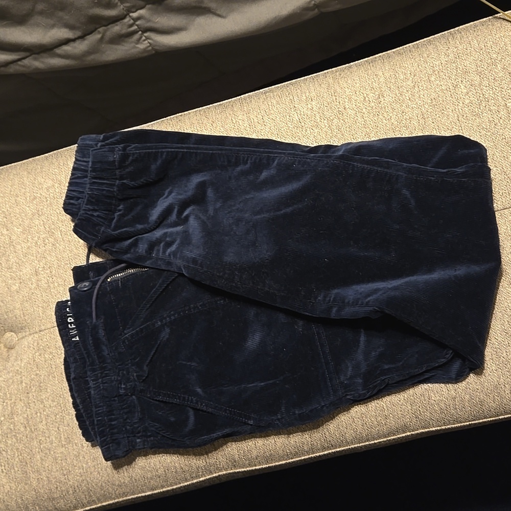 American eagle corduroy pants
